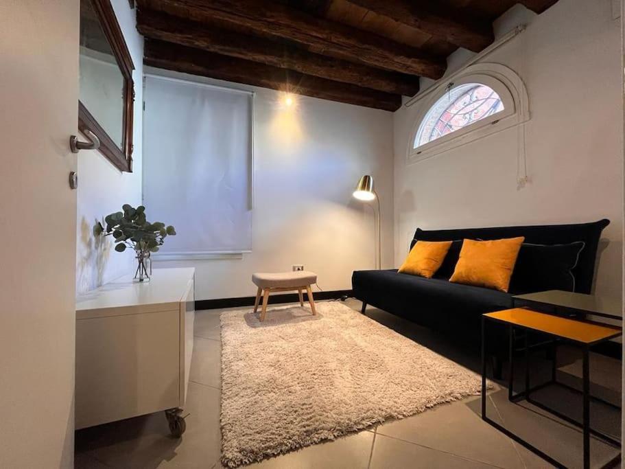 Accogliente Mini Super Venezia